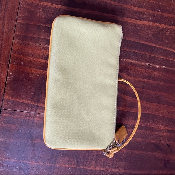 Coach Green Tan Zip Genuine Leather Wallet Wristlet Mini Purse with Coach Tag - Picture 2 of 10